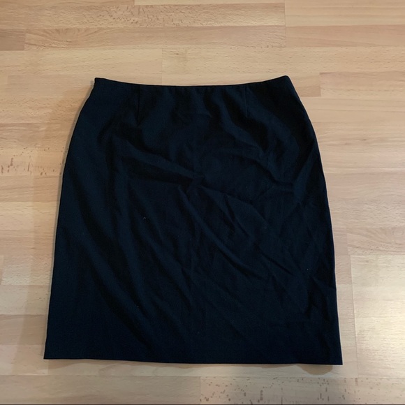 DKNY Black pencil skirt petite 8 - Picture 4 of 4